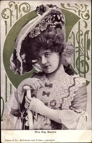 Ak Schauspielerin May Beattie, Portrait mit Hut