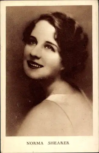 Ak Schauspielerin Norma Shearer, Portrait