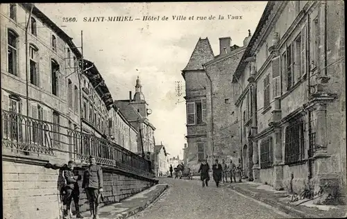 Ak Saint Mihiel Meuse, Rathaus, Rue de la Vaux