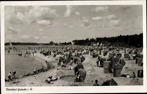 Ak Ostseebad Grömitz in Holstein, Strand, Strandkörbe