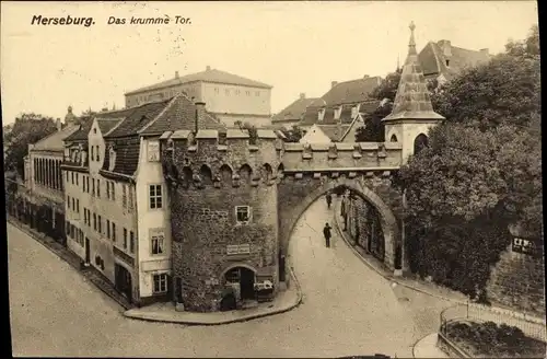 Ak Merseburg an der Saale, Das krumme Tor