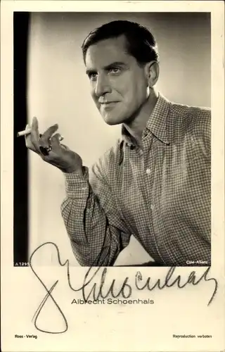 Ak Schauspieler Albrecht Schoenhals, Portrait, kariertes Hemd, Zigarette, Autogramm