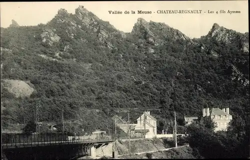 Ak Chateau Regnault Ardennes, 4 Brüder Aymon, Bahnschienen, Berge, Häuser