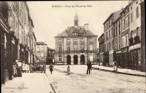 Ak Boulay Bolchen Lorraine Moselle, Place de l’Hotel de Ville