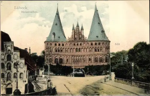 Ak Hansestadt Lübeck, Holstentor