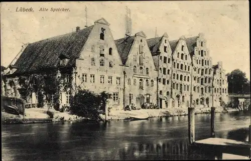 Ak Lübeck, Alte Speicher