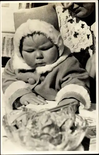 Ak Prinzessin Beatrix der Niederlande als Kleinkind, Grindelwald Schweiz 1939
