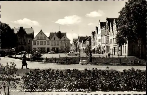 Ak Friedrichstadt an der Eider Nordfriesland, Stadtfeld, Marktplatz