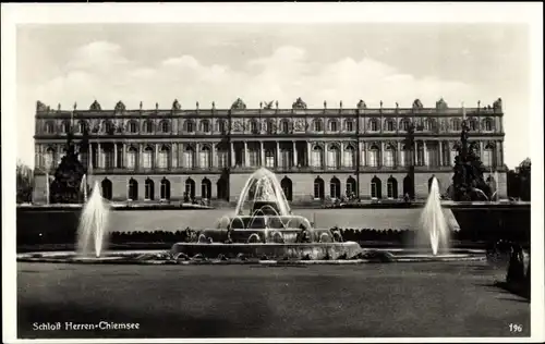 Ak Herrenchiemsee Herreninsel Chiemsee Oberbayern, Schloss, Springbrunnen