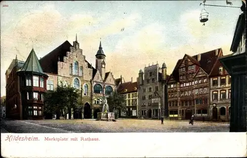 Ak Hildesheim in Niedersachsen, Marktplatz mit Rathaus, Brunnen