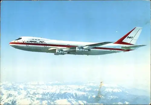 Ak Passagierflieger im Flug, Boeing 747, Gebirge