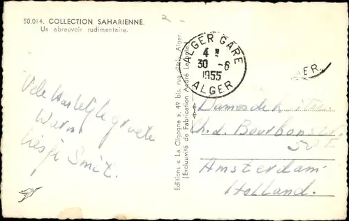 Ak Saharienne Collection, ein rudimentärer Wassertrog, Kamele