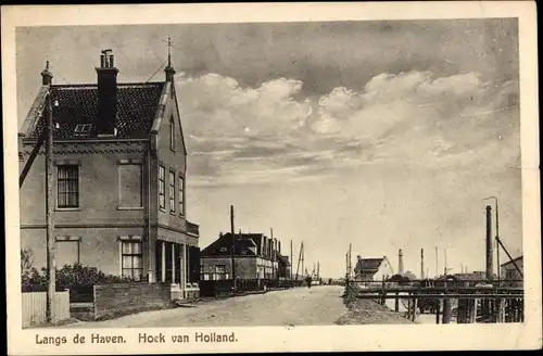 Ak Hoek van Holland Rotterdam Südholland Niederlande, am Hafen entlang