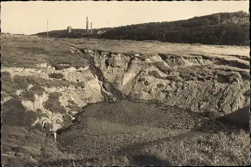 Foto Ak Vienenburg Goslar am Harz, Kalibergwerk, Grubenunblück 1930, Einsturzkrater