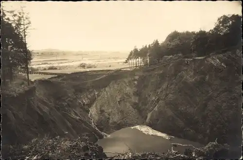 Foto Ak Vienenburg Goslar am Harz, Kalibergwerk, Grubenunblück 1930, Einsturzkrater