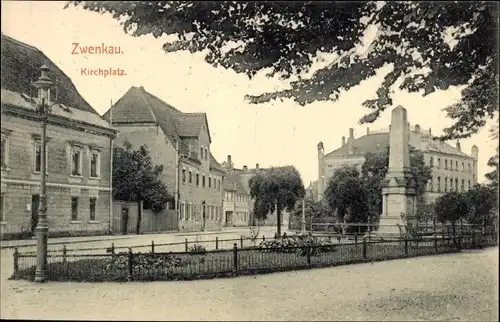 Ak Zwenkau in Sachsen, Kirchplatz, Denkmal