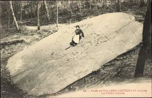 Ak Villers-Cotterêts Aisne, La Pierre Clouise