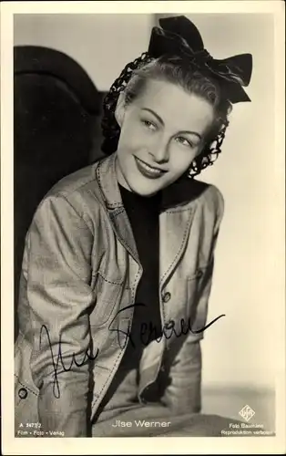 Ak Schauspielerin Ilse Werner, Portrait, UFA, Autogramm