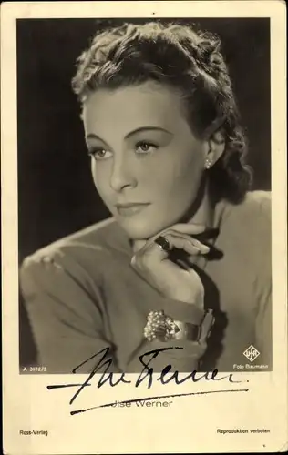 Ak Schauspielerin Ilse Werner, Portrait, Ross 3102/3, Autogramm