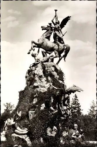 Ak Herrenchiemsee Herreninsel Chiemsee Oberbayern, Schloss, Pegasus-Gruppe