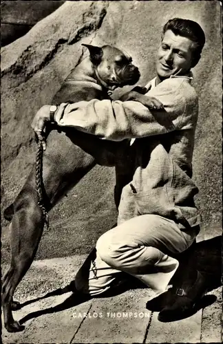 Ak Schauspieler Carlos Thompson, Portrait mit Boxer, Das Tal der Könige