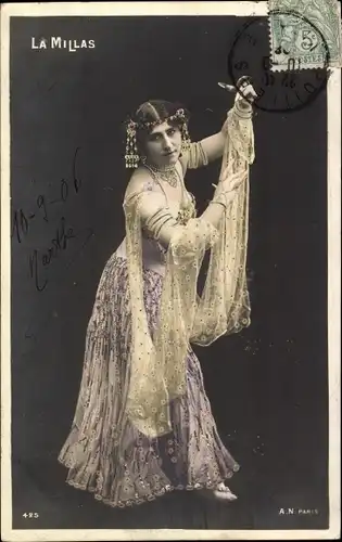Ak Schauspielerin La Milas, Portrait, tanzend mit Kastagnetten