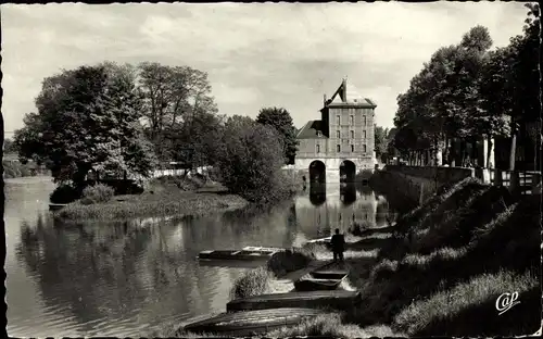 Ak Charleville Mézières Ardennes, Die Ränder der Maas und die Alte Mühle