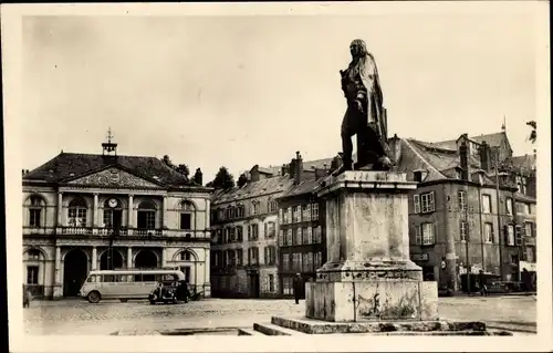 Ak Sedan Ardennen, Place Turenne, Statue