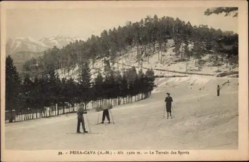Ak Peira Cava Alpes-Maritimes, Der Sportplatz