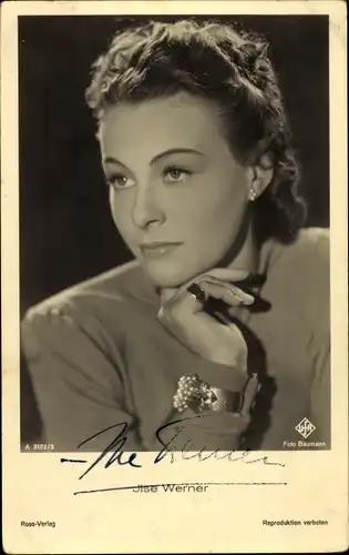 Ak Schauspielerin Ilse Werner, Portrait, Ross 3102/3, Autogramm