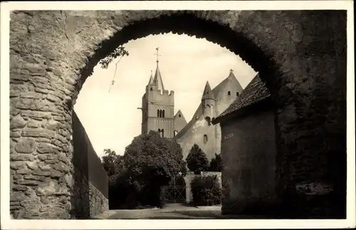 Ak Ober Ingelheim am Rhein, Burgtor, evangelische Kirche