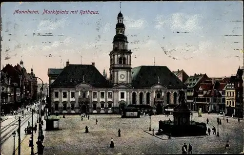 Ak Mannheim in Baden, Marktplatz mit Rathaus, Denkmal