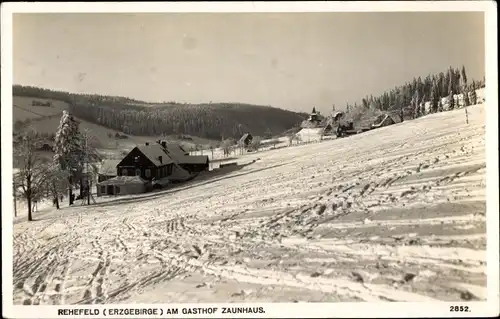 Ak Rehefeld Zaunhaus Altenberg im Erzgebirge, Gasthof Zaunhaus, Winter