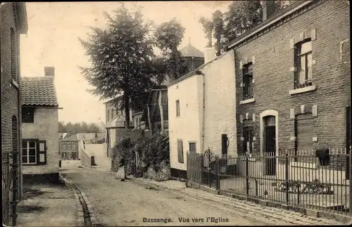 Ak Roclenge sur Geer Bassenge Wallonien Lüttich, Blick Richtung Kirche