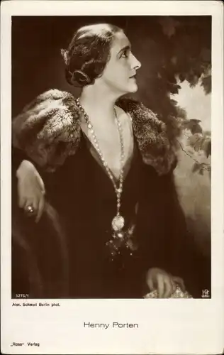 Ak Schauspielerin Henny Porten, Portrait, Kette