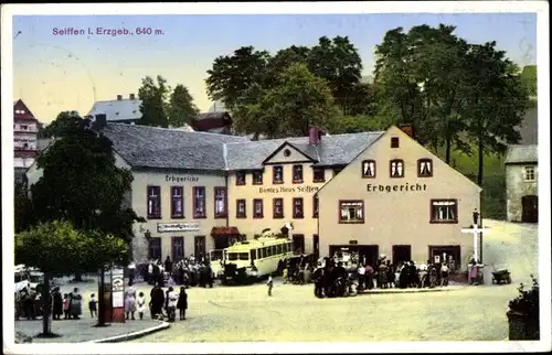 Ak Seiffen im Erzgebirge, Gasthof Erbgericht, Buntes Haus, Bus