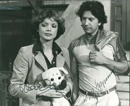 Foto Schauspieler Bernd Herzsprung und Uschi Glas, Filmszene Liebesgeschichten, Autogramme