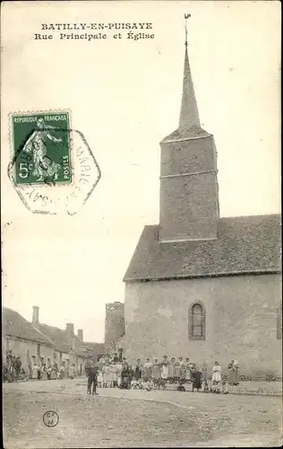 Ak Batilly en Puisaye Loiret, Rue Principale et Eglise
