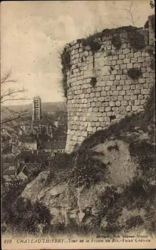 Ak Château Thierry Aisne, Rundgang, Schloss