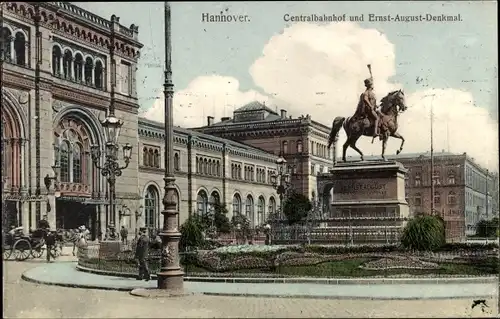 Ak Hannover in Niedersachsen, Zentralbahnhof mit Ernst August Denkmal