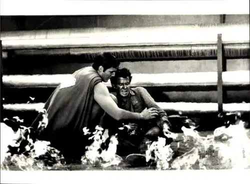 Foto Filmszene "Superman III - Der stählerne Blitz", USA 1984,  Szene mit Christopher Reeve u.a.