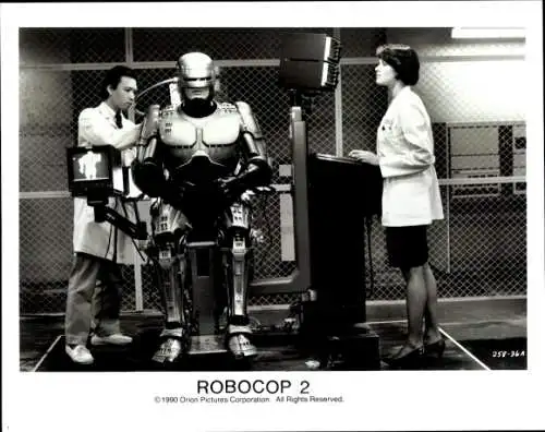 Foto Schauspieler Peter Weller, Filmszene, Robocop 2, Pressefoto