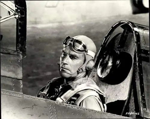 Foto Schauspieler Charlton Heston, Filmszene, Midway, Pressefoto