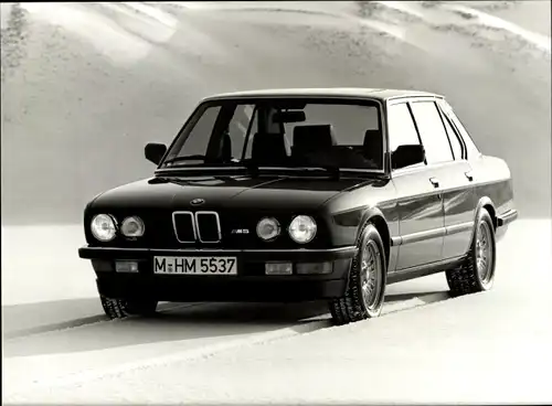 Foto BMW, Kennzeichen M-HM 5537, BMW Werkfoto