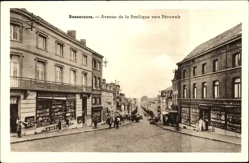 Ak Bon Secours Bonsecours Péruwelz Hennegau, Avenue de la Basilique in Richtung Peruwelz