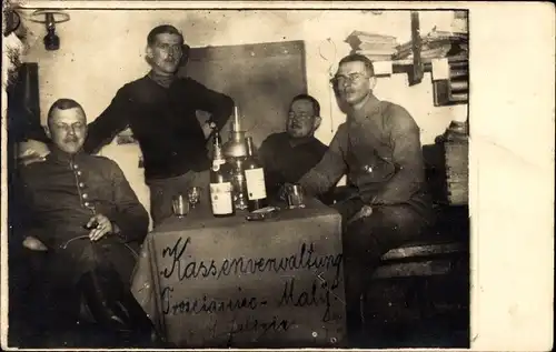 Foto Ak Troscianiec Mały Trostjanez Ukraine, Deutsche Soldaten in Uniformen, 1917