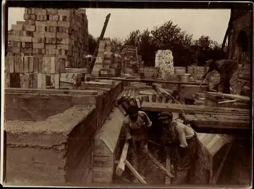 8 alte Fotos Gaswerkbau der Firma Didier, diverse Ansichten