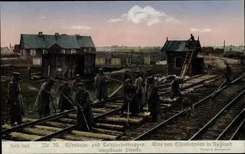 Ak Eisenbahn und Telegrafentruppen, Russland, Umgebaute Strecke, Gleisbau, I WK