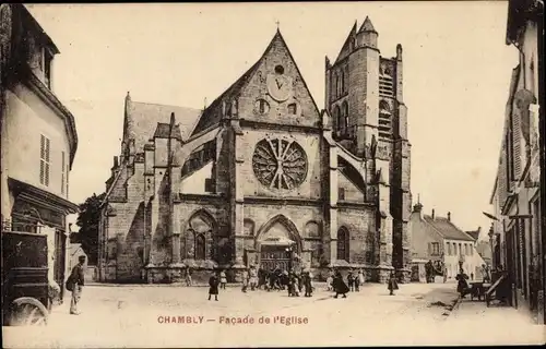 Ak Chambly Oise, Fassade der Kirche