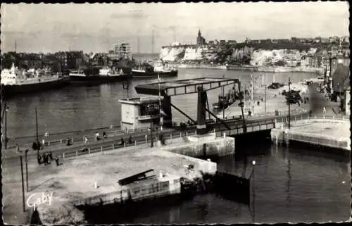 Ak Dieppe Seine Maritime, Hafen, Neue Brücke